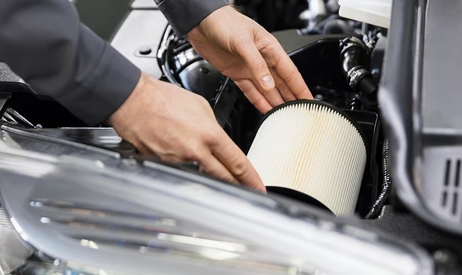Ford Engine & Cabin Air Filter Service in Parry Sound, ON